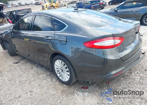 2016 Ford Fusion Hybrid Se из США, поврежденный, VIN 3FA6P0LU1GR139302